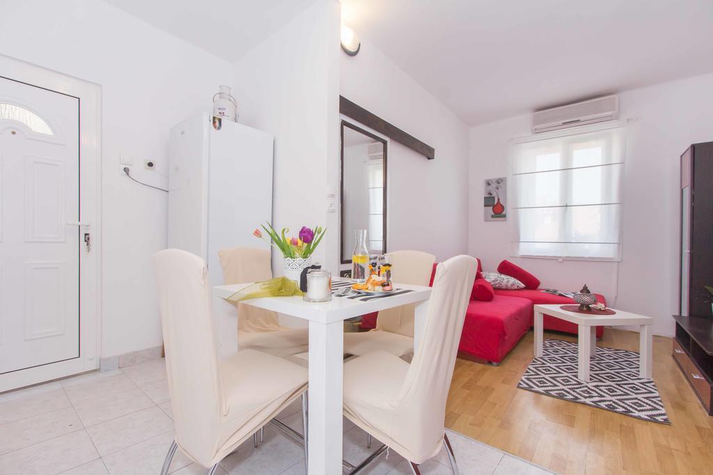 Red Valentino Apartment Split Kültér fotó